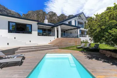 Image de Crystal Bay Villa - Pool, Views & Luxury Living