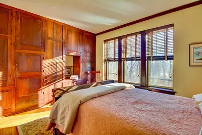 Image de Foxtrot Lodge - Cozy Mountain Orchard Getaway