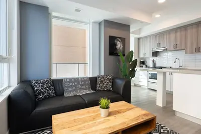 Image de The Lennox - Fully Furnished 2 Bedroom Apartment in Ottawa (513)