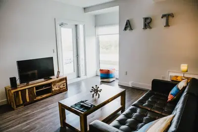 Image de The Spot - Fully Furnished 2 Bedrooms Apartment in Winnipeg