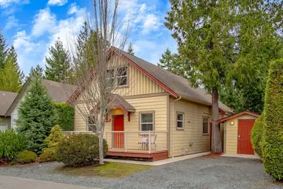 Image de Beach Daze! Peaceful Retreat Near Rathtrevor Beaches