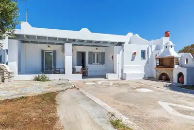 Image de Traditional Island Escape by ΜΡS