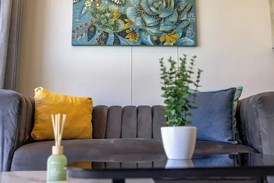 Image de Elegant Zimbali Lakes 2br | Modern Design