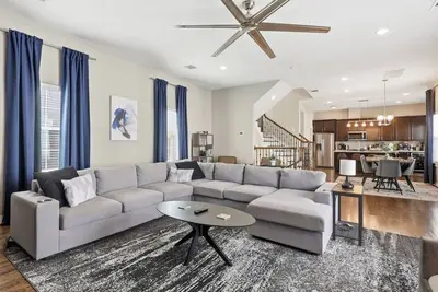 Image de Houston Heights Place | Sleeps up to 12