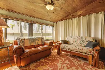 Unwind Poolside + Walk to Lake! Okeechobee Getaway