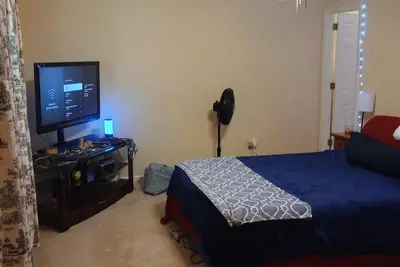 Image de Soothing 3-bedroom house in charming Huntsville great students