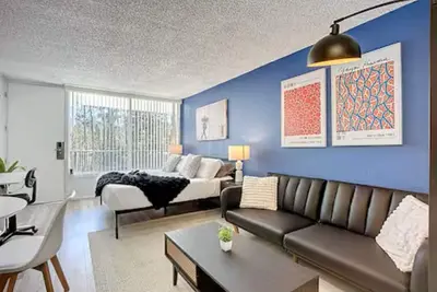 Image de King Studio Escape | 5 Min to Dt & Jacksonville U