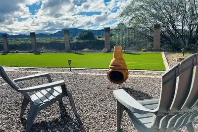 Image de Desert Oasis – Spacious Retreat with Mountain Views