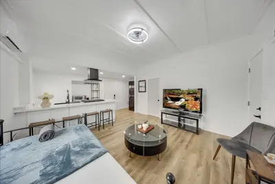 Image de Classic Cottage Charm • Sgv Eats + La Fun!