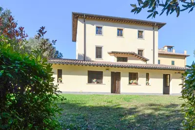 Image de Appartement charmant à Citerna avec Wi-Fi