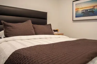 Image de Private Suite Legal Basement