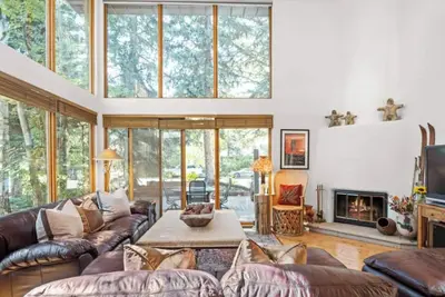 Image de Charming Aspen Retreat in Exclusive West End