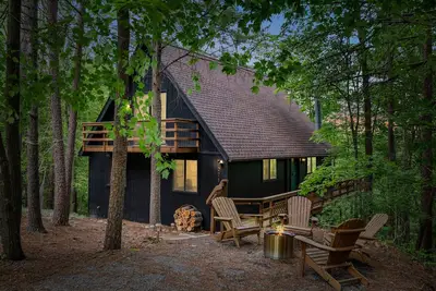 Image de Chalet Malm | Fire pit | Close to Bryce Resort