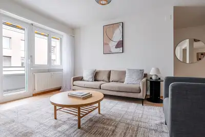 Image de Blueground | Clara, balcony, nr Basel Minster