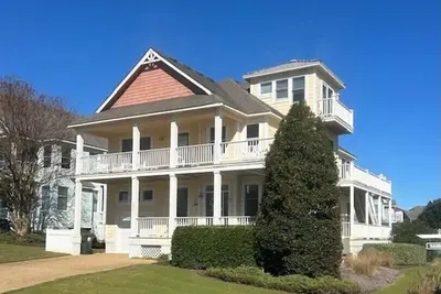 Image de Carolina Comfort: New Rental, Private Pool, Community Amenities