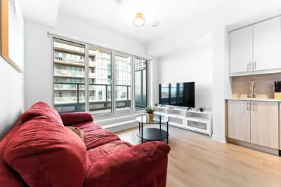 Image de Boutique 2-Beds/2-Bath, Free Parking, Minutes to downtown and shopping