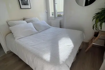 Image de Cocon en hyper centre, à deux pas de toutes les attractions de la ville!