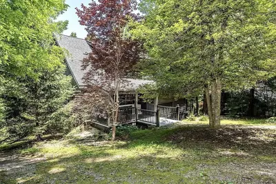 Image de Peaceful Hillside Retreat with Panoramic Valley Views near Wineries in Newberg, Oregon