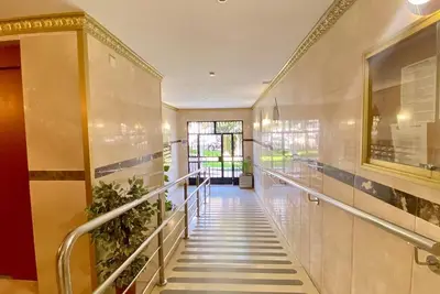 Image de New apartment, with swimming pool, parking, second line beach. fuengirola center.