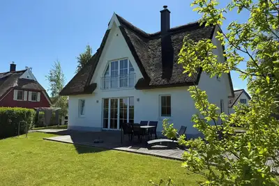 Image de Königshörn Og in a two-family house. Family-friendly area, dogs allowed.