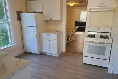 Image de 40 West - 3 bdrm apt in City Center Oneonta, walkable to Main St