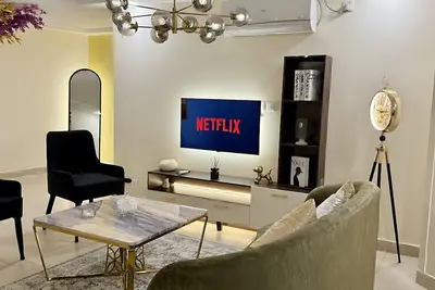 Image de Serene Olive Apt - Self Checkin above Imtiaz Mall Gulberg