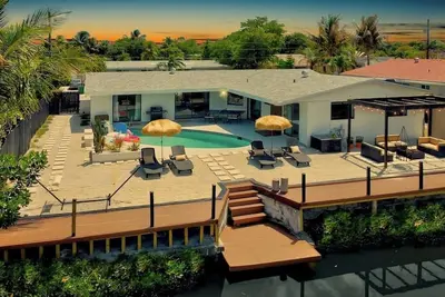 Image de Luxe Oasis Miami Villa  10mn from Beach