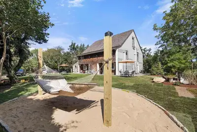 Image de Sprawling Home, Hot Tub, Walk to Main St!