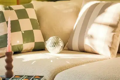 Image de the mirrorbubble: your sunny & dreamy 5th-floor retreat