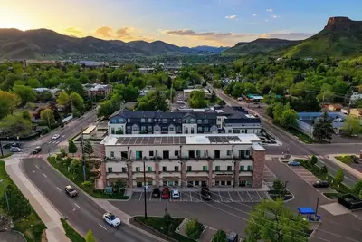 Image de Heart of Gold-en! Walk Everywhere+ Close to Red Rocks and School of Mines