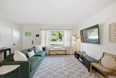 Image de Stylish 3bd Ranch - Walk to South End & Dilworth