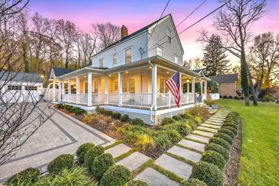 Image de Harbor House Stony Brook Village