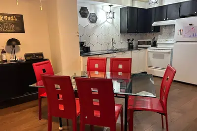 Image de Longmont board games, beds, and boats - 2br