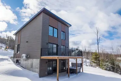 Image de Le SkyLodge | Spa & Vue au sommet