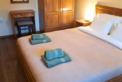 Image de Serene 2-bedroom apartment in cool Knezha awaits you