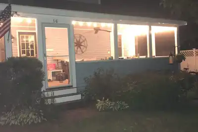 Image de Waterfront Cottage in Wareham, Ma- Private, Peaceful Getaway near Tabor Academy