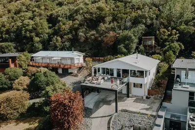 Image de Contemporary, Elevated Views, Hot Tub Kk0130