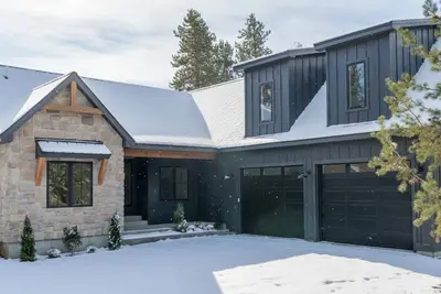 Image de Cabin w/Hot Tub & Bunk Room - 20 Mins to Tamarack