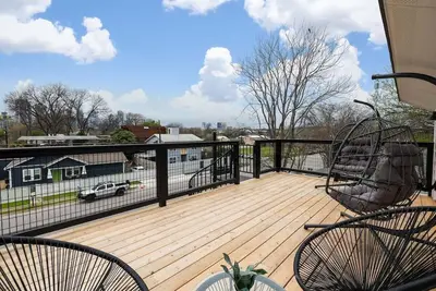 Image de Free Parking, 2 Br, Walk to Food/Bars - Cloudscape