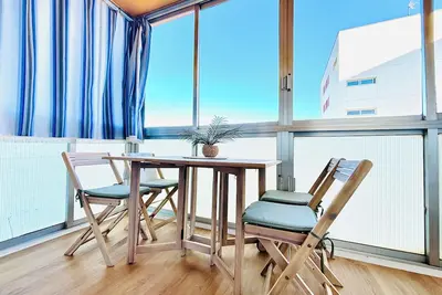 Image de Lorena. Appartement rénové avec terrasse et parking