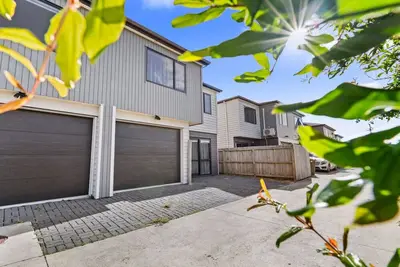 Image de Modern Townhouse with Parking nr Airport & Manukau