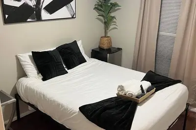 Image de Stylish Getaway 4-bedroom house in beautiful Charlotte - near food and transit