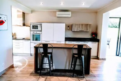 Image de Villa pour 4 personnes avec Piscine