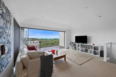 Image de Three bedroom townhouse near beach with pool