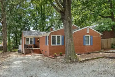 Image de 2 Cozy Bedrooms | Bright Room | Spacious