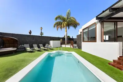 Image de Sea Breeze Jarea by Escape Home