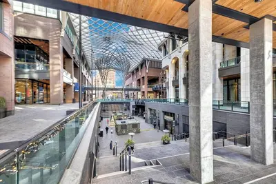 Image de Luxury 2 bed 2 bath at The Well - Gorgeous View -Amazing Community