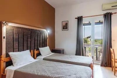 Image de Pink House Socrates Corfu Beachside Apartments