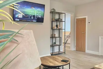 Image de Moderne-Résidence-Vue sur Rue-Salle de bain privée-Queensway Rd