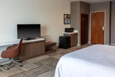 Image de Easy Access to I-40: Close to Clinton Presidential Center & Downtown!